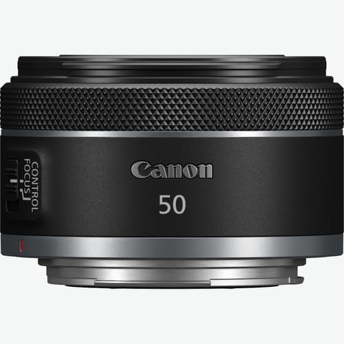 عدسة كانون RF 50mm F1.8 STM، طلاء Super Spectra، تصوير في الإضاءة المنخفضة، إطار كامل